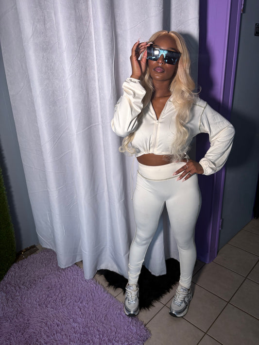 white 2 piece