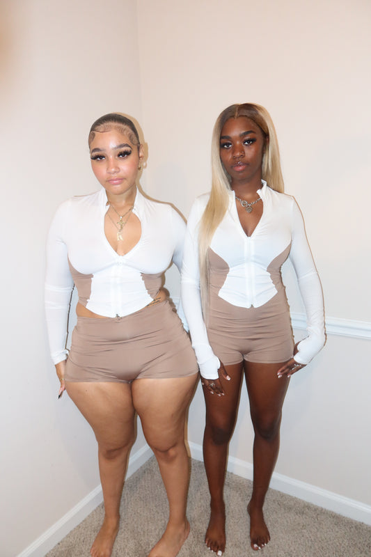 2 Piece Set w Thumb Holes