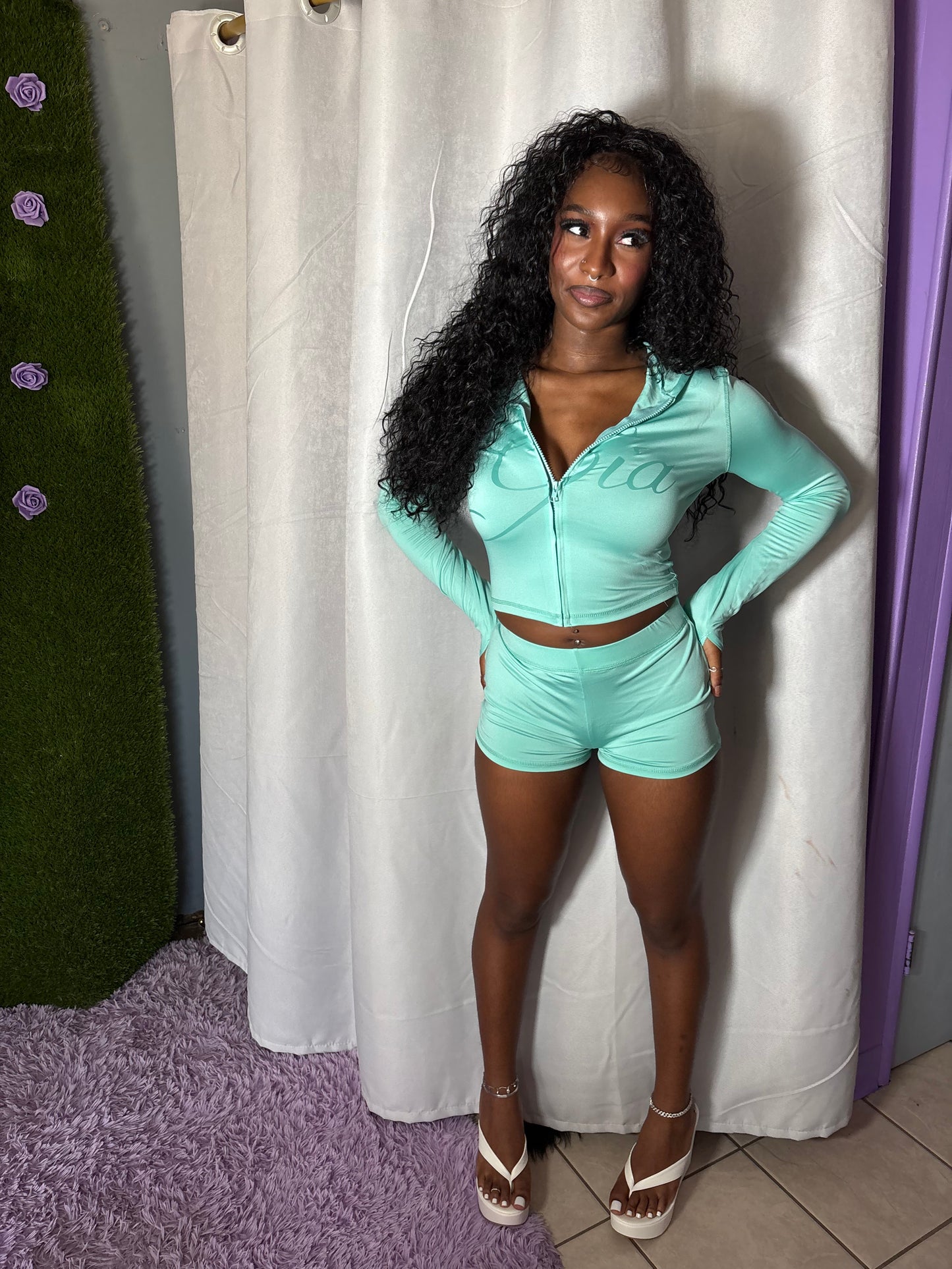 Turquoise Gia