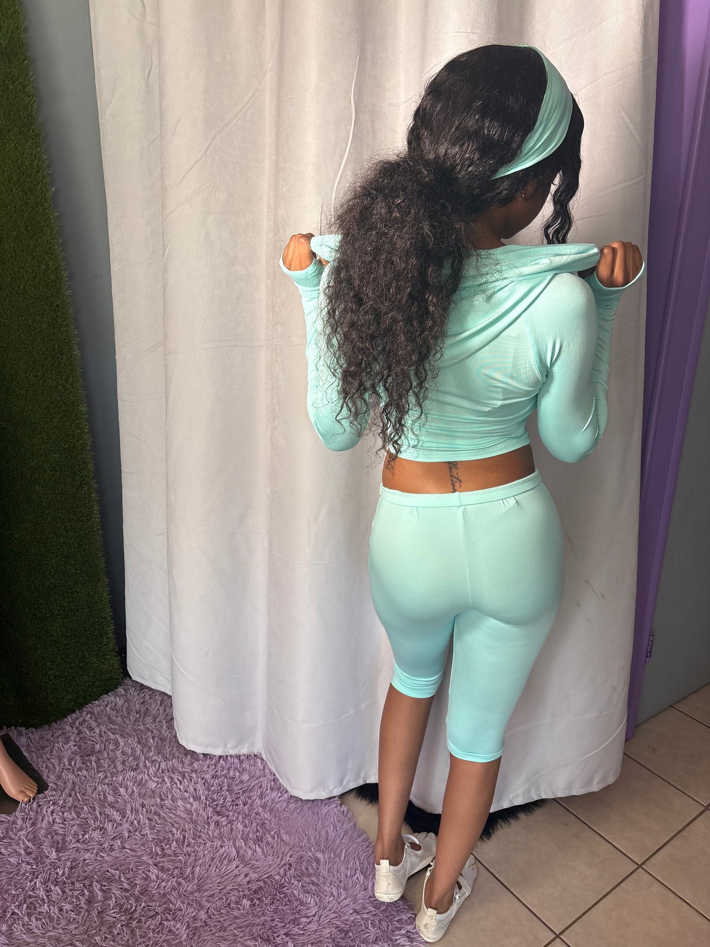 turquoise capri set